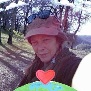 Meet your Posher, Nila jeanne